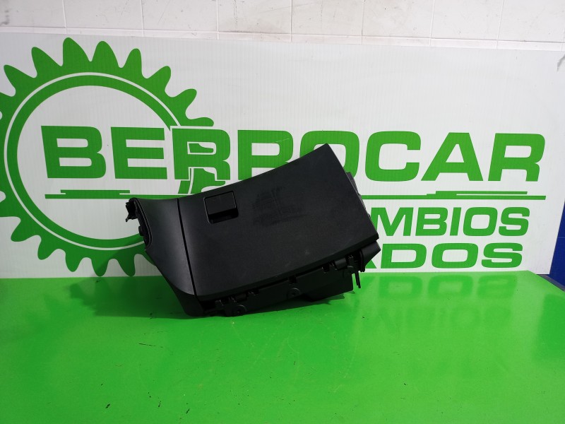 Recambio de guantera para opel insignia berlina 2.0 cdti cat referencia OEM IAM 13308550  