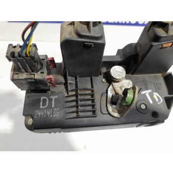 Recambio de cerradura puerta trasera derecha para opel zafira a elegance referencia OEM IAM 24414135  