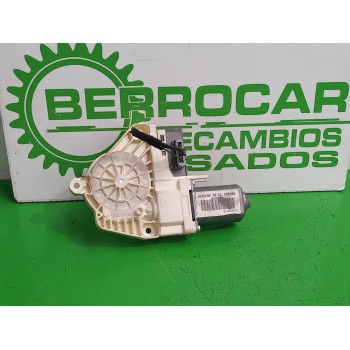 Recambio de motor elevalunas delantero izquierdo para land rover range rover sport 3.6 td v8 referencia OEM IAM CUR000151  