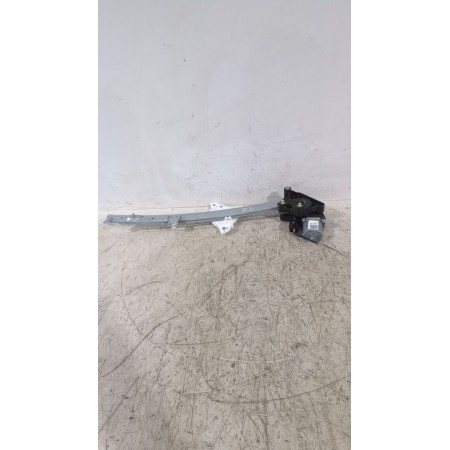 Recambio de elevalunas delantero derecho para hyundai i20 iii (bc3, bi3) 1.0 t-gdi referencia OEM IAM 82404Q0010  