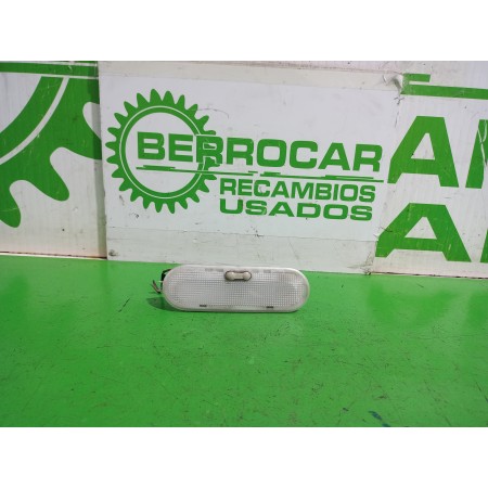 Recambio de luz interior para renault kangoo profesional referencia OEM IAM 8200074362  