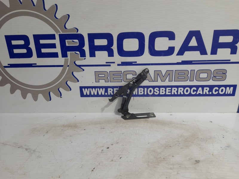 Recambio de bisagras maletro para opel astra h ber. 1.7 16v cdti referencia OEM IAM 13252085  