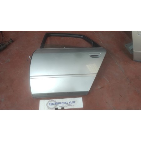 Recambio de puerta trasera izquierda para audi a6 berlina (4b2) 2.5 v6 24v tdi referencia OEM IAM 4B0833051  
