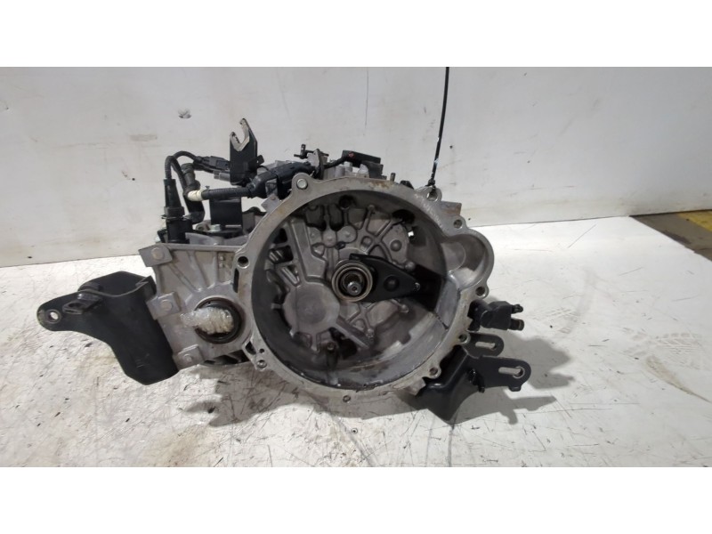 Recambio de caja cambios para kia cee´d hatchback (ed) 1.6 crdi 90 referencia OEM IAM 4300023311  