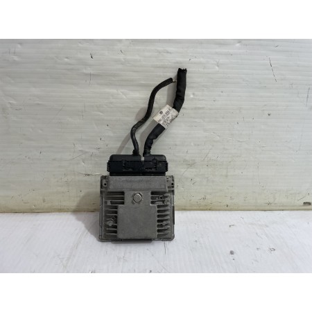 Recambio de centralita motor uce para skoda yeti active referencia OEM IAM 03F906070JH  