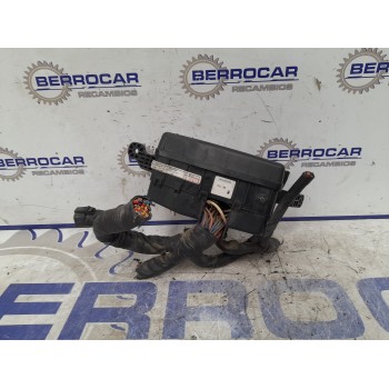 Recambio de caja reles / fusibles para hyundai getz (tb) 1.1 12v cat referencia OEM IAM 912411C121  