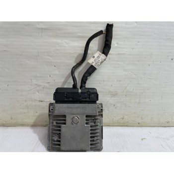 Recambio de centralita motor uce para skoda yeti active referencia OEM IAM 03F906070JH  