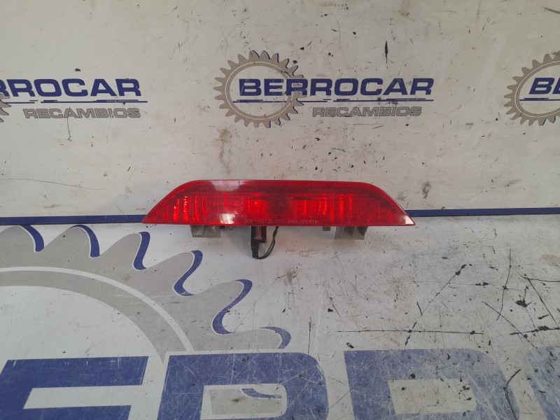 Recambio de luz central de freno para hyundai getz (tb) 1.1 12v cat referencia OEM IAM 927501C0  