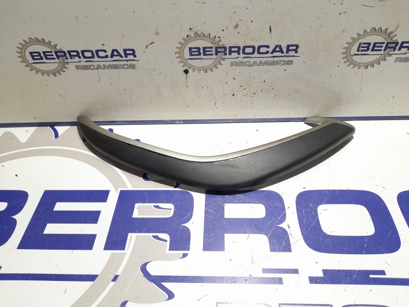Recambio de moldura lateral para citroën c5 berlina 1.6 16v hdi fap referencia OEM IAM 96711105CR  