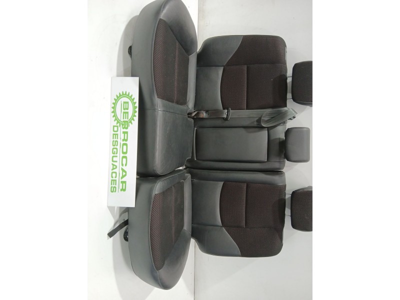 Recambio de asiento trasero para hyundai i30 (fd) 1.6 crdi referencia OEM IAM 892002R020FCE  