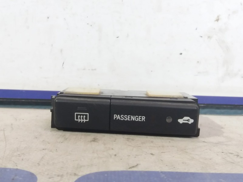 Recambio de interruptor para toyota avensis berlina (t25) 1.8 16v cat referencia OEM IAM 8479005130  