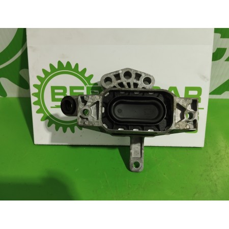 Recambio de soporte motor para opel insignia berlina 2.0 cdti cat referencia OEM IAM 13227717  