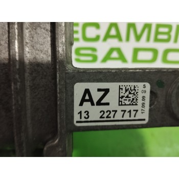 Recambio de soporte motor para opel insignia berlina 2.0 cdti cat referencia OEM IAM 13227717  
