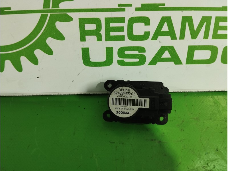 Recambio de motor apertura trampillas para opel insignia berlina 2.0 cdti cat referencia OEM IAM 52428455  