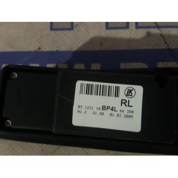 Recambio de mando elevalunas trasero izquierdo para mazda 3 berlina (bk) referencia OEM IAM BP4L66380  