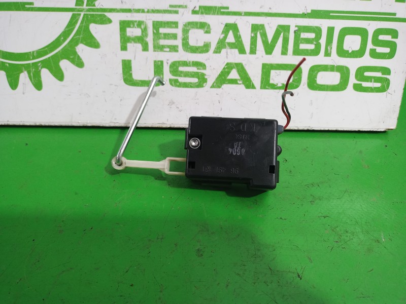 Recambio de motor cierre centralizado porton para chevrolet aveo ls referencia OEM IAM 96491181  