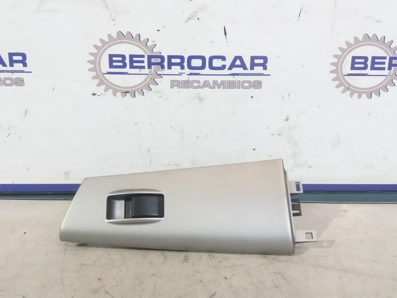 Recambio de mando elevalunas delantero derecho para toyota corolla (e12) referencia OEM IAM 8480102341  