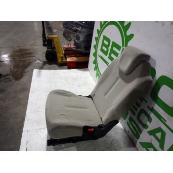 Recambio de asiento trasero medio para citroën c4 grand picasso exclusive referencia OEM IAM 8845WG  