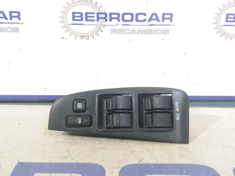 Recambio de mando elevalunas delantero izquierdo para toyota avensis berlina (t25) 1.8 16v cat referencia OEM IAM 8482005100  