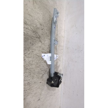 ELEVALUNAS TRASERO IZQUIERDO 83401Q0010 