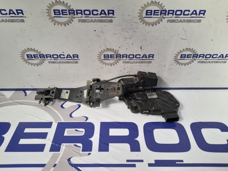 Recambio de cerradura puerta trasera izquierda para land rover range rover (lm) referencia OEM IAM 924020300  