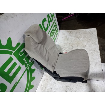 Recambio de asientos trasero derecho para citroën c4 grand picasso exclusive referencia OEM IAM 8845XY  