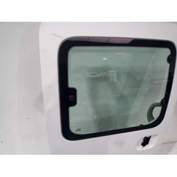 Recambio de puerta lateral corredera derecha para renault kangoo (f/kc0) alize referencia OEM IAM 7751473603  