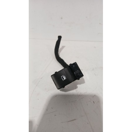 Recambio de mando elevalunas trasero izquierdo para hyundai i20 iii (bc3, bi3) 1.0 t-gdi referencia OEM IAM 93581Q00004X  