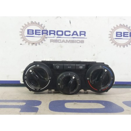 Recambio de mando climatizador para peugeot 208 1.6 blue-hdi fap referencia OEM IAM E1063071  