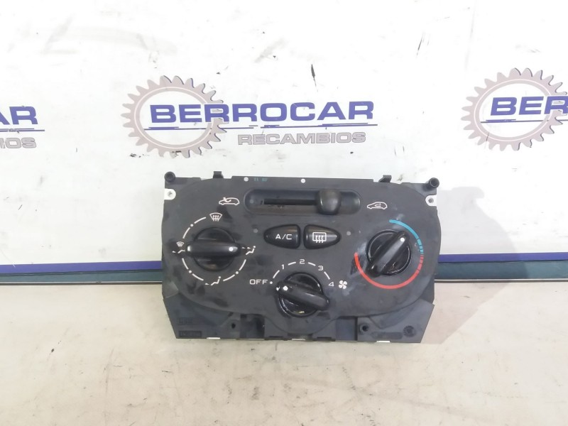 Recambio de mando calefaccion / aire acondicionado para peugeot 206 berlina 1.9 diesel referencia OEM IAM 1068901  