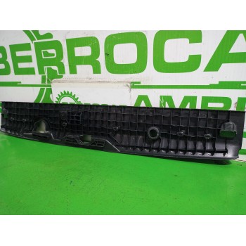 Recambio de moldura para renault kangoo profesional referencia OEM IAM 849938703  