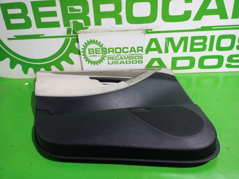 Recambio de guarnecido puerta trasera izquierda para citroën c4 grand picasso exclusive referencia OEM IAM 9333YL  