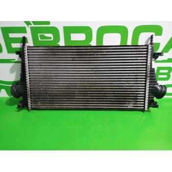 Recambio de intercooler para opel insignia berlina 2.0 cdti cat referencia OEM IAM 13241751  