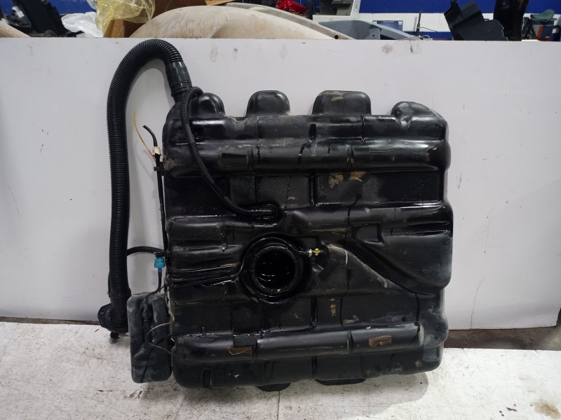 Recambio de deposito combustible para mercedes-benz vito (w638) caja cerrada 112 cdi  (638.094) referencia OEM IAM 6384710801F  