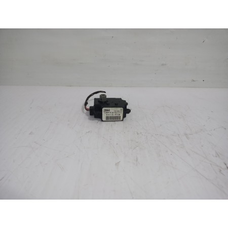 Recambio de motor apertura trampilla para renault scenic iii bose edition referencia OEM IAM T1006419G  