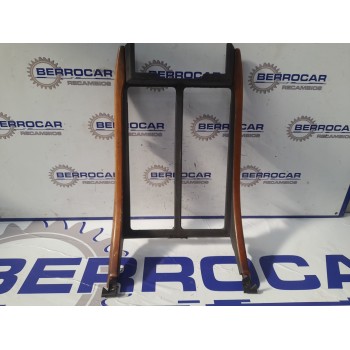 Recambio de moldura interior para land rover range rover sport referencia OEM IAM FJV500382XXX  