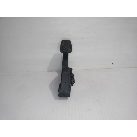 Recambio de pedal embrague para mercedes-benz vito (w638) caja cerrada 112 cdi  (638.094) referencia OEM IAM A6382900516  