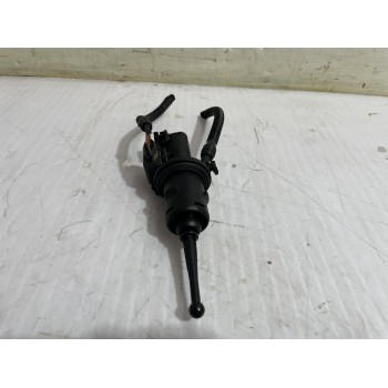 Recambio de bombin embrague para skoda yeti active referencia OEM IAM 1K0721388T  