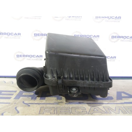 Recambio de filtro aire para kia sorento 2.5 crdi referencia OEM IAM 281103E700  