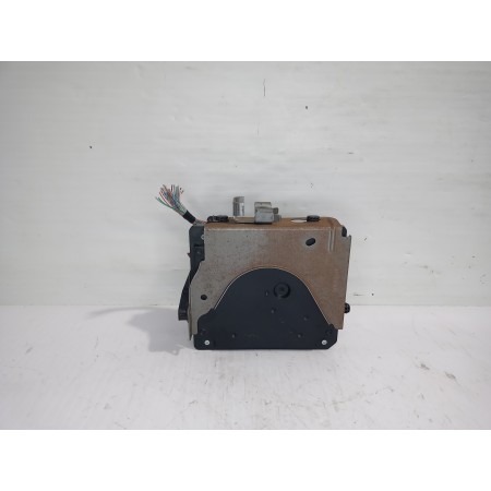 Recambio de modulo electronico para renault scenic iii bose edition referencia OEM IAM 284B18225R  