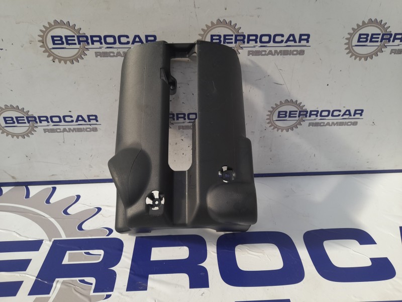 Recambio de recubrimiento columna direccion para land rover discovery referencia OEM IAM GRB500170XXX  