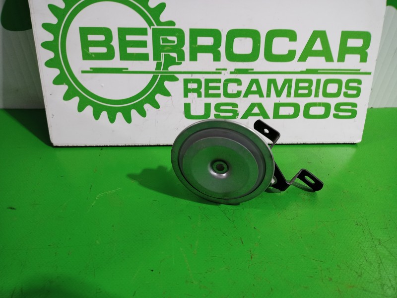 Recambio de claxon para seat alhambra (7v9) 2.0 tdi referencia OEM IAM E67524  