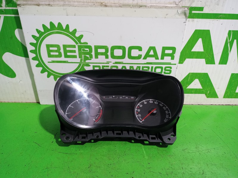 Recambio de cuadro instrumentos para opel corsa e expression referencia OEM IAM 13499771  