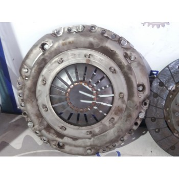 Recambio de kit embrague para skoda spaceback (5h) 1.6 tdi referencia OEM IAM 03L141032  