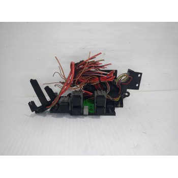 CAJA RELES / FUSIBLES A6385454240 