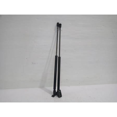 Recambio de amortiguadores maletero / porton para seat ibiza (6k1) stella referencia OEM IAM 6K6827550  