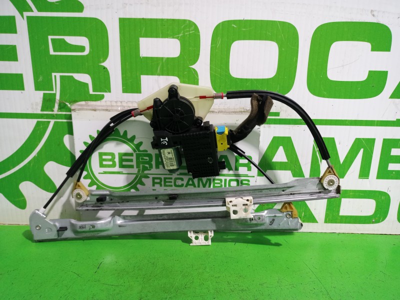 Recambio de elevalunas delantero izquierdo para citroën c4 grand picasso exclusive referencia OEM IAM 9682495880  