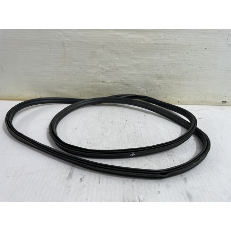 Recambio de goma contorno para skoda yeti active referencia OEM IAM 8707N8  