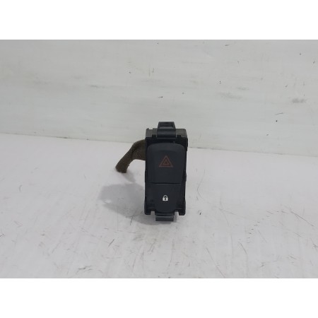 Recambio de warning para renault scenic iii bose edition referencia OEM IAM 252100502R  