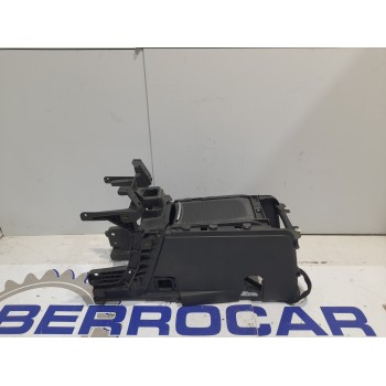 Recambio de apoyabrazos central para peugeot 5008 2.0 blue-hdi fap referencia OEM IAM 9686267677  